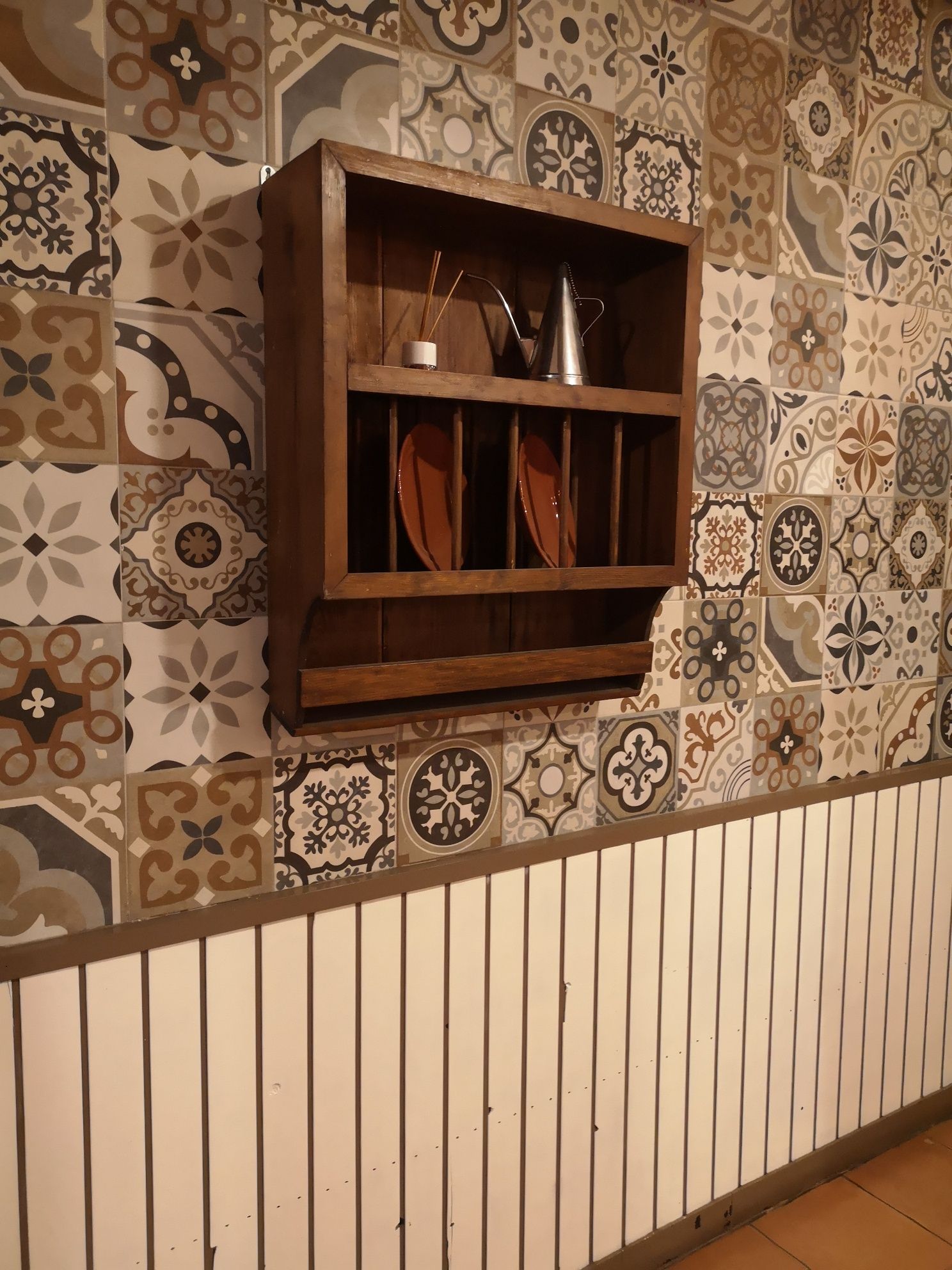 Espositor Louceiro Decoração Bar/Restaurante