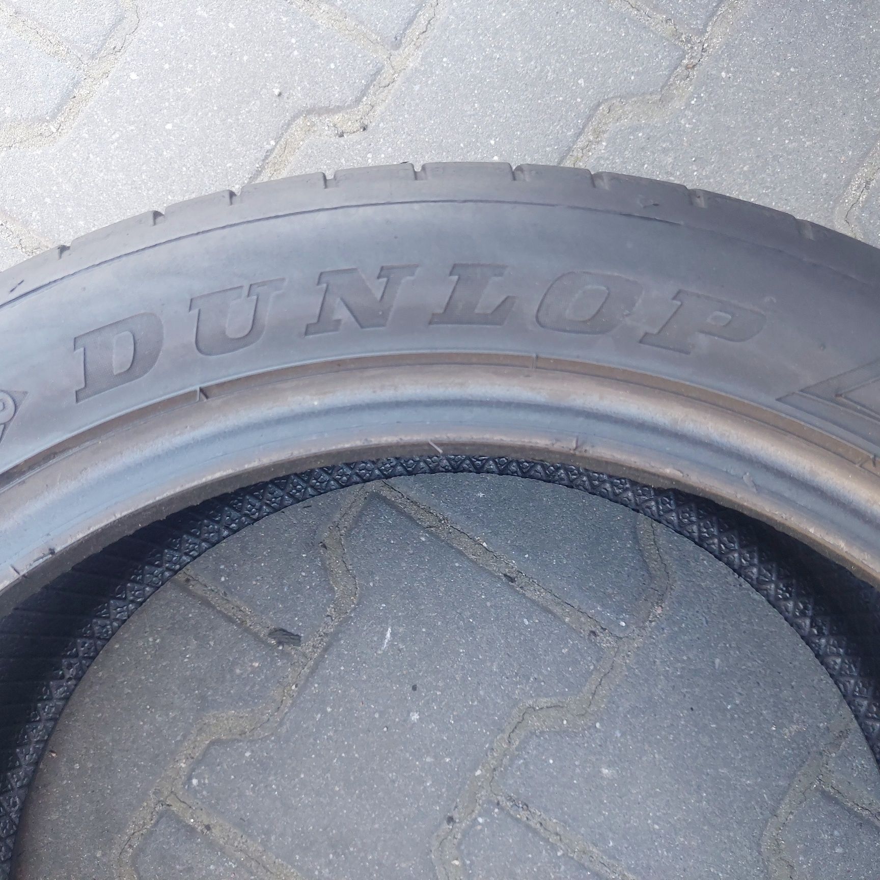 Opony letnie Dunlop 225 45 R17