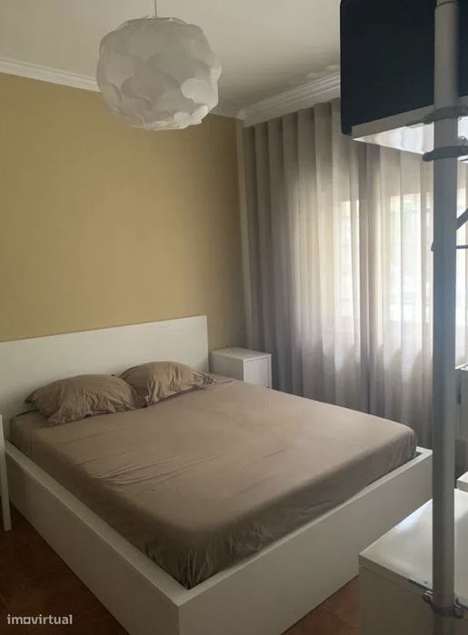 T3 R/C de moradia no Catujal