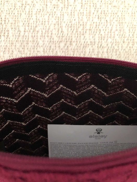 Sisley - zestaw Black Rose + kosmetyczka + pudełko prezentowe