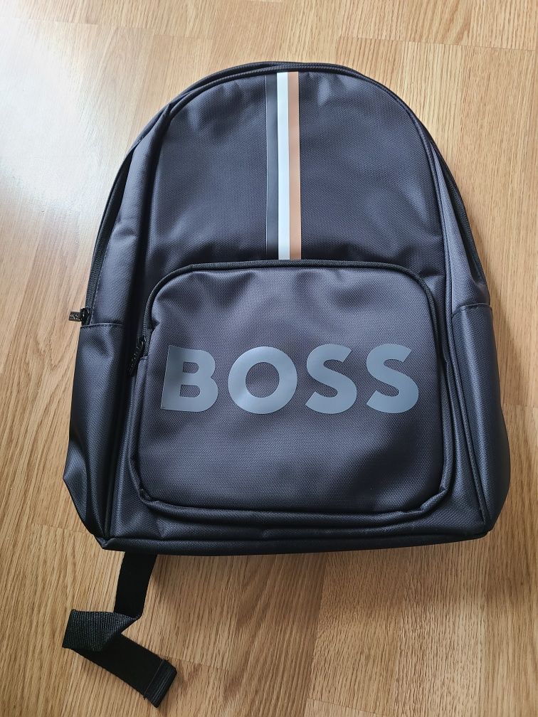 Nowy Plecak BOSS