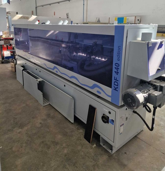 Máquina Orladora Brandt KDF 440