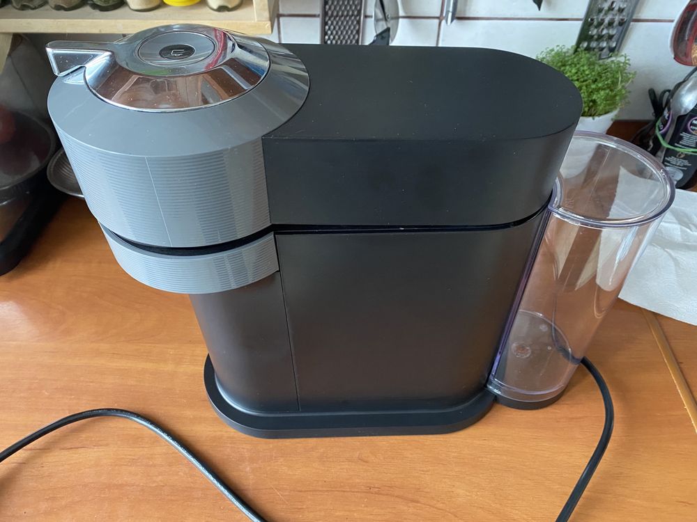 Ekspres do kawy Nespresso Vertuo Next
