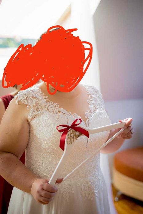 Suknia ślubna plus size