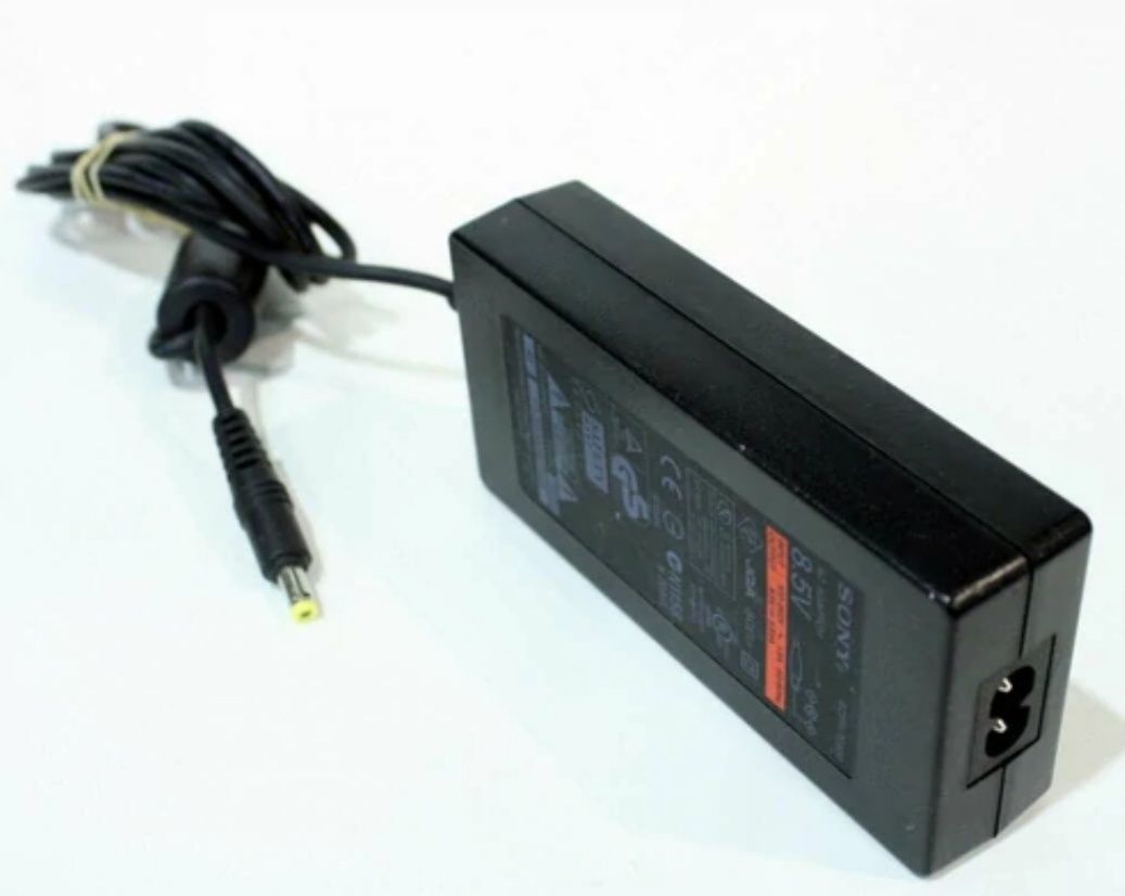 Zasilacz do konsoli SONY do PS2 SCPH-70100  8,5 V  5,65 A PlayStation2