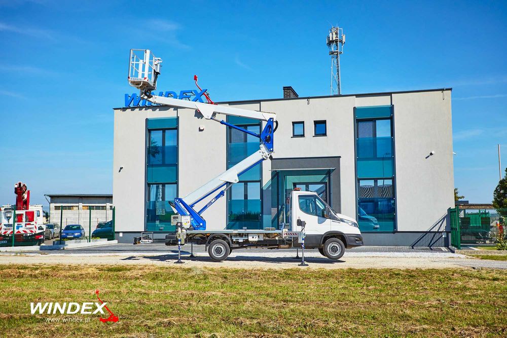 Podnośnik koszowy zwyżka podest ruchomy - Multitel HX 200 EX Iveco