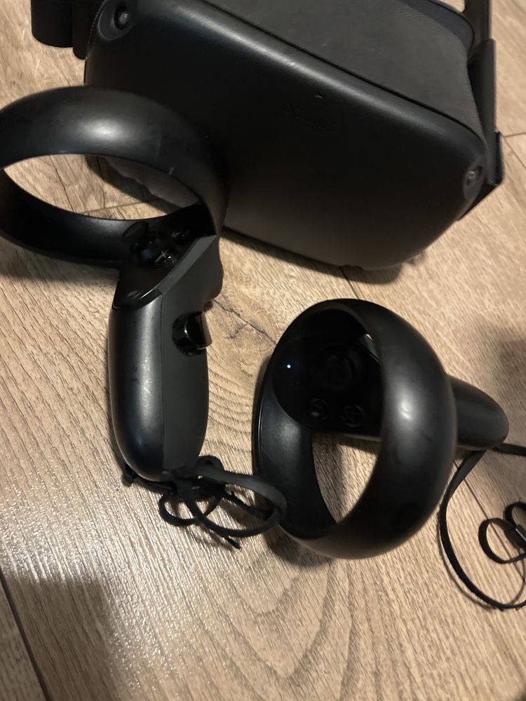 VR Meta Oculus Quest 1 z pudełkiem
