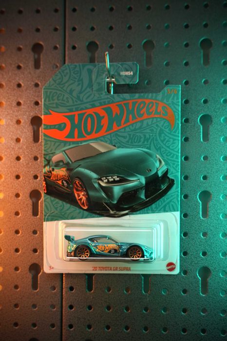 HotWheels Toyota GR Supra Pearl & Chrome HDH54