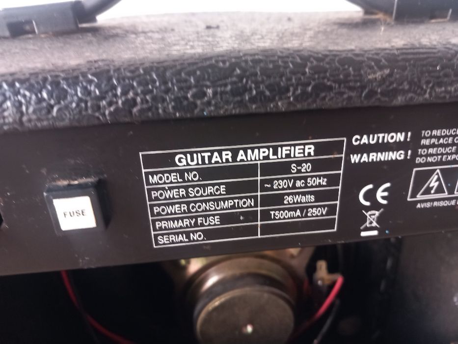 Amplificador guitarra 20W