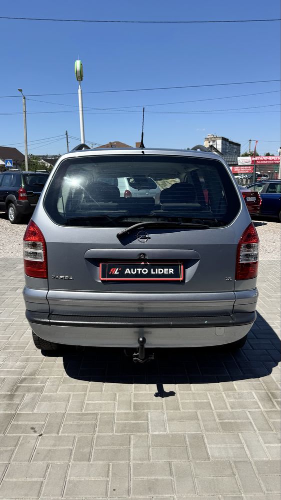 Opel Zafira Опель Зафира 2004 р 1,6 бенз 7 місць 5МКПП