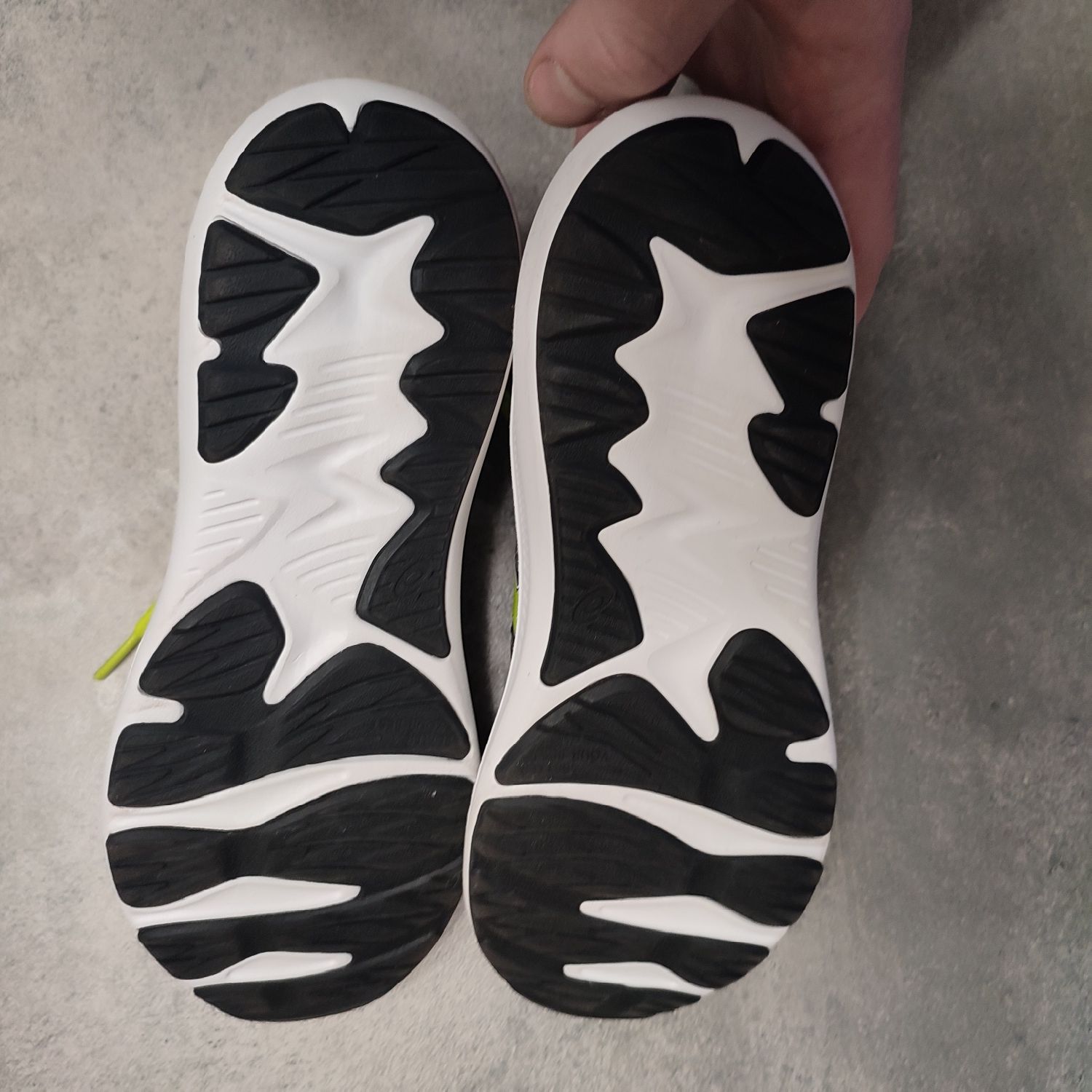 Дитячі кросівки Asics jolt4 size 37/23.5