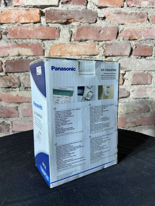 Telefon stacjonarny Panasonic KX-TS620PDW z sekretarką