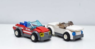 Lego 2x samochodzik Straż pożarna i samochód osobowy