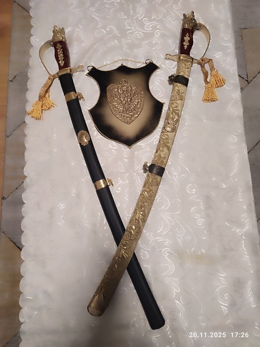 Szabla.Komplet z ryngrafem.