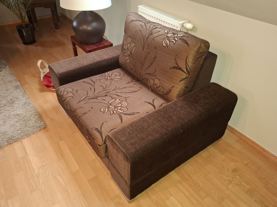 Narożnik z funkcją spania + fotel