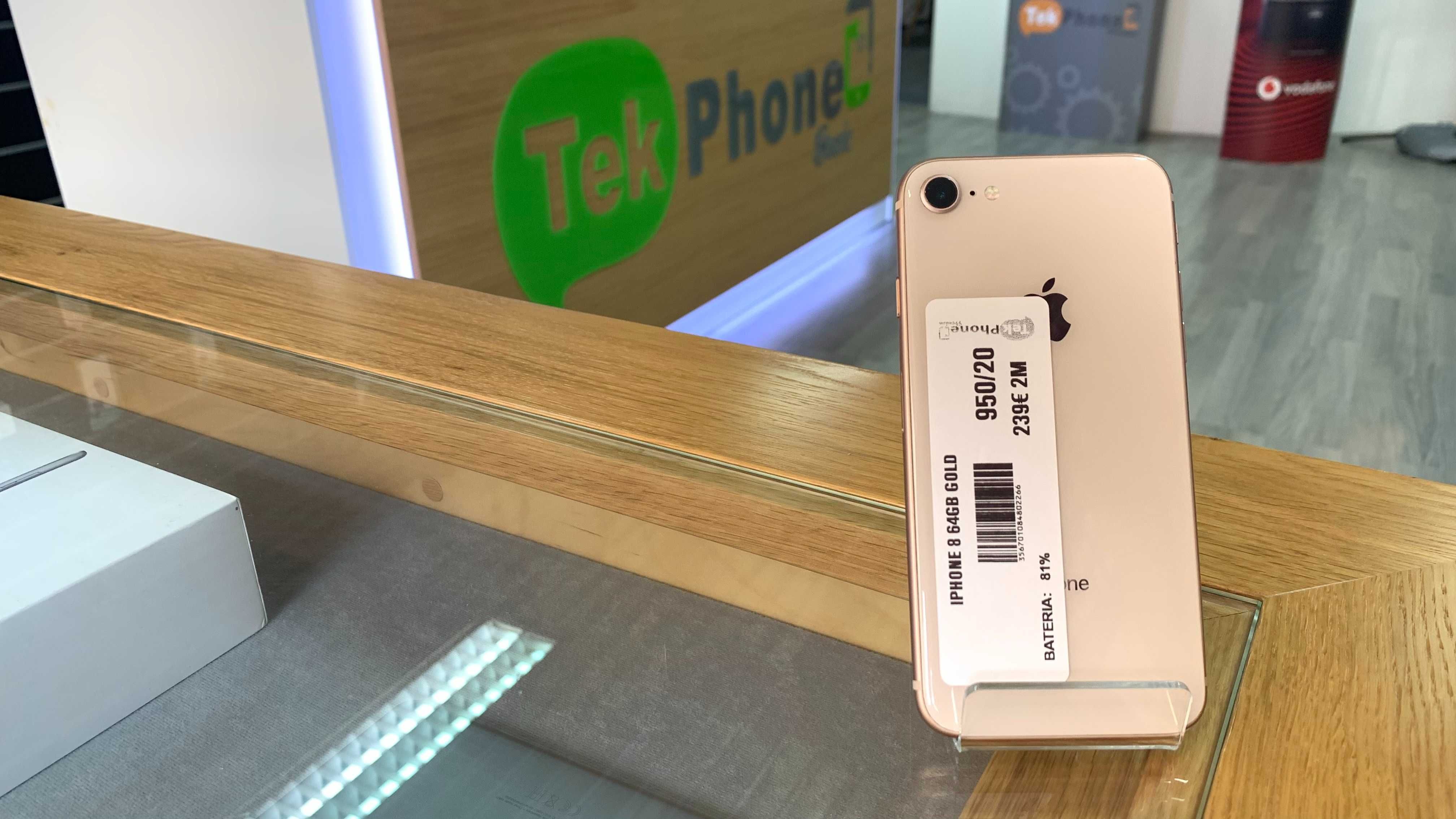 Iphone 8 64Gb Dourado * Como novo (parcelamento até 4x)