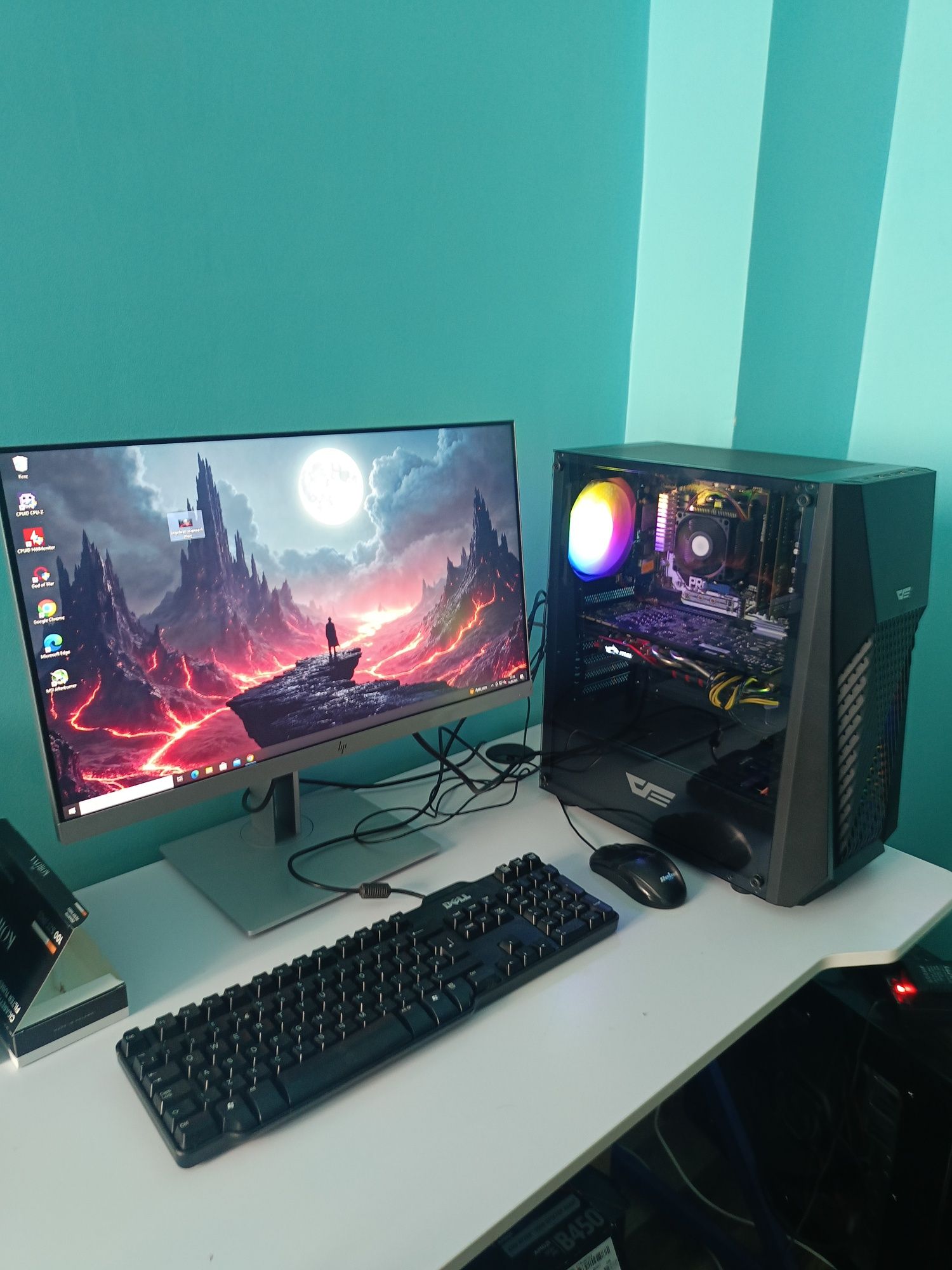 Kompter stacjonarny z Monitorem