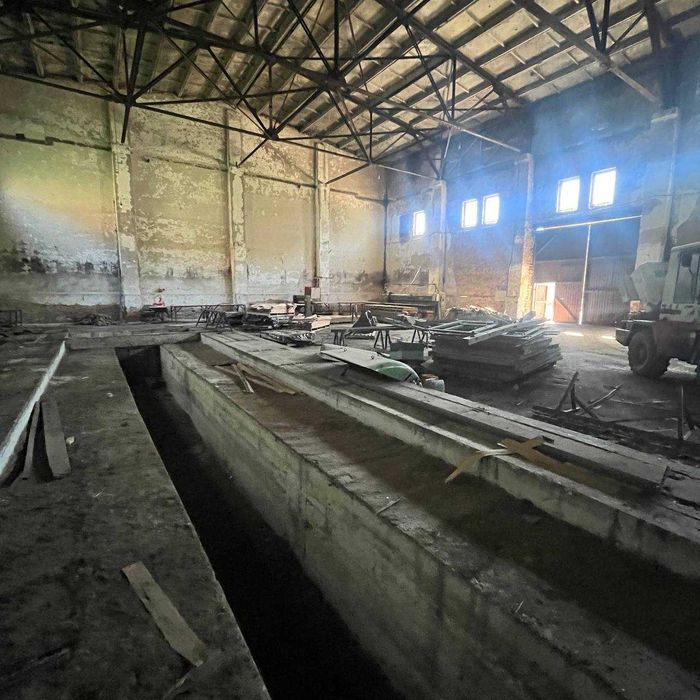 Шпоновий завод на трасі І.Франківськ - Львів