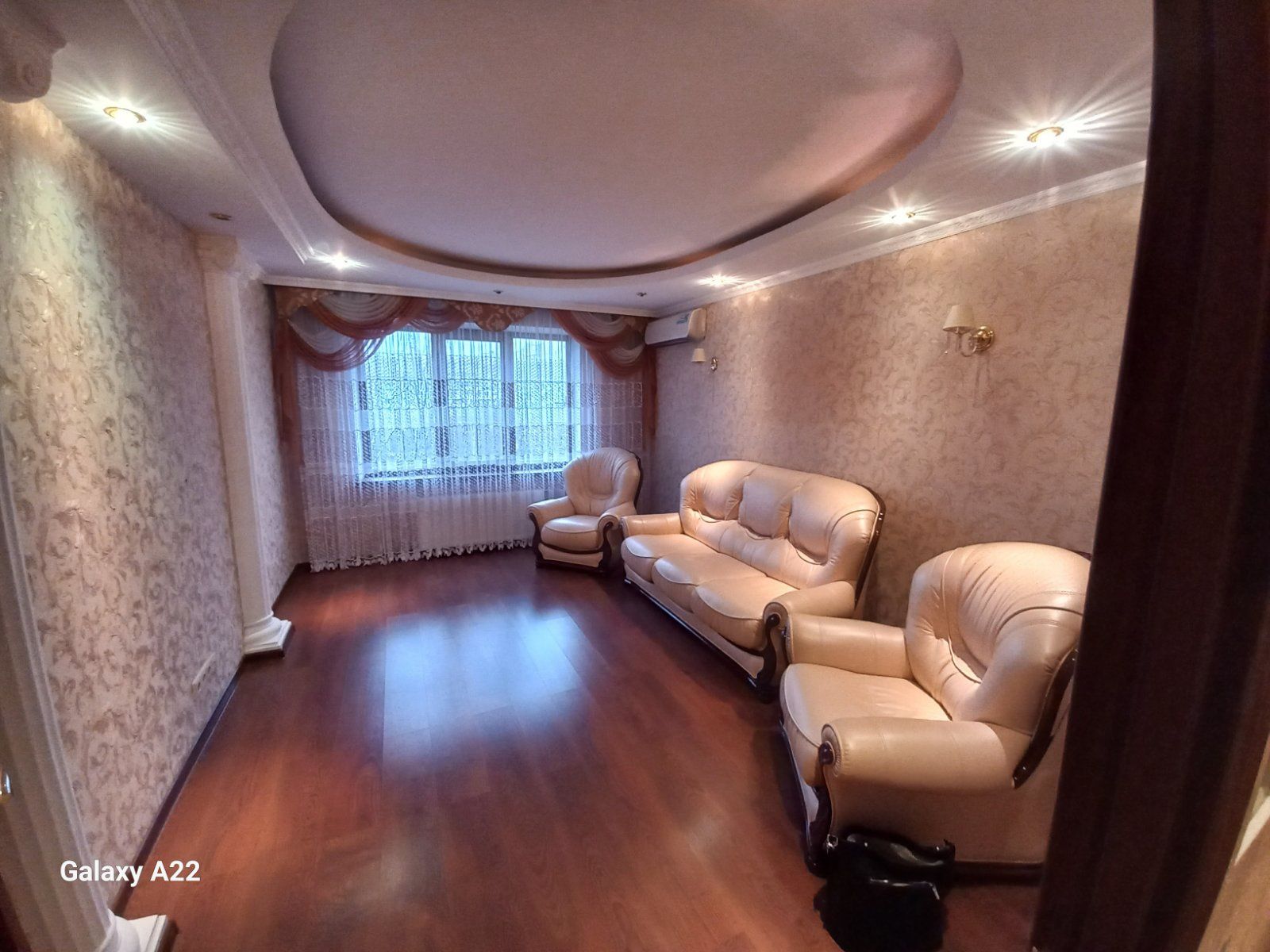Продаж 3 кім. квар. З автономним опаленням.. Намив