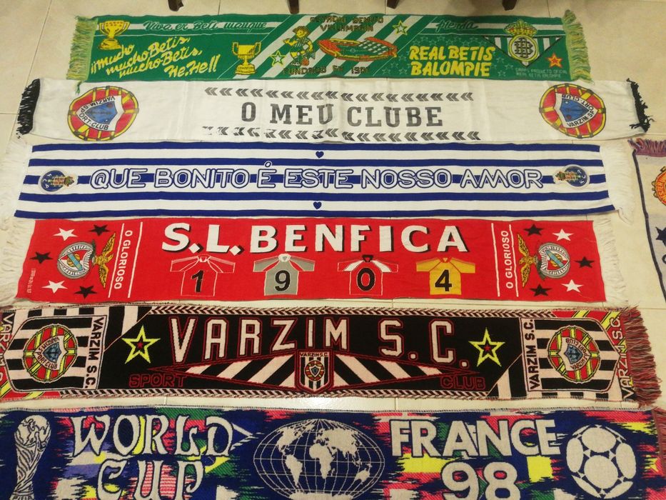 11 Cachecois de varios clubes