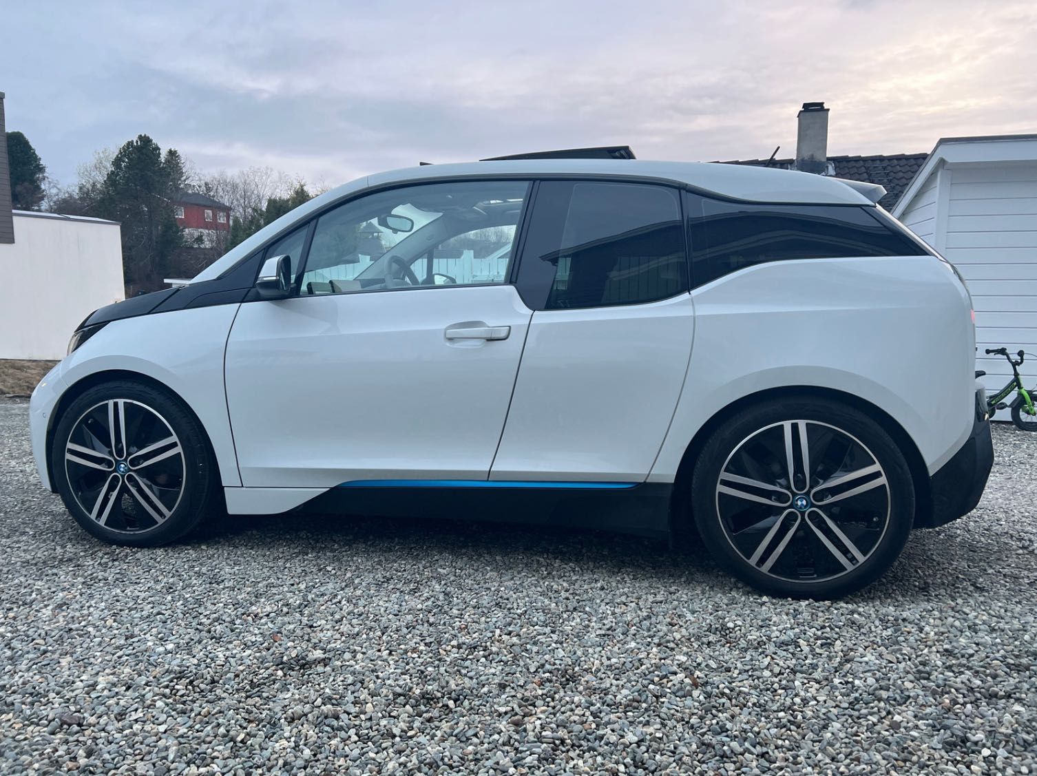 BMW i3 Fully Charged