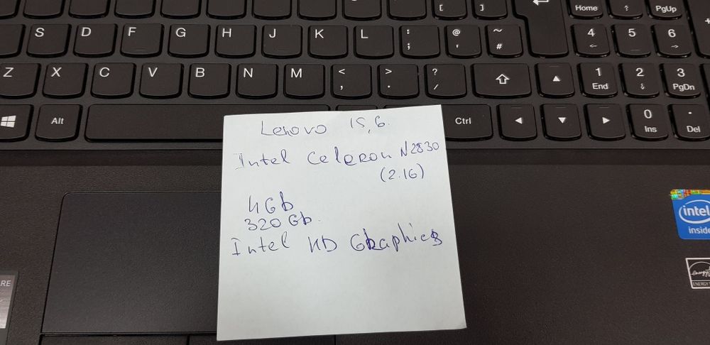 Ноутбук Lenovo B50-30 15.6 "4/320gb"