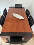 Mesa de jantar extensivel com 6 cadeiras