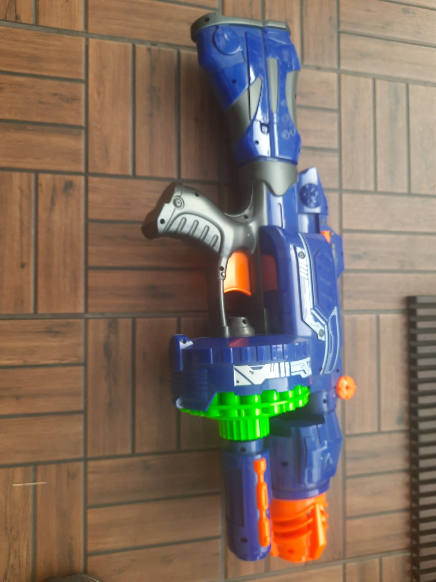 Pistolet na strzałki nerf