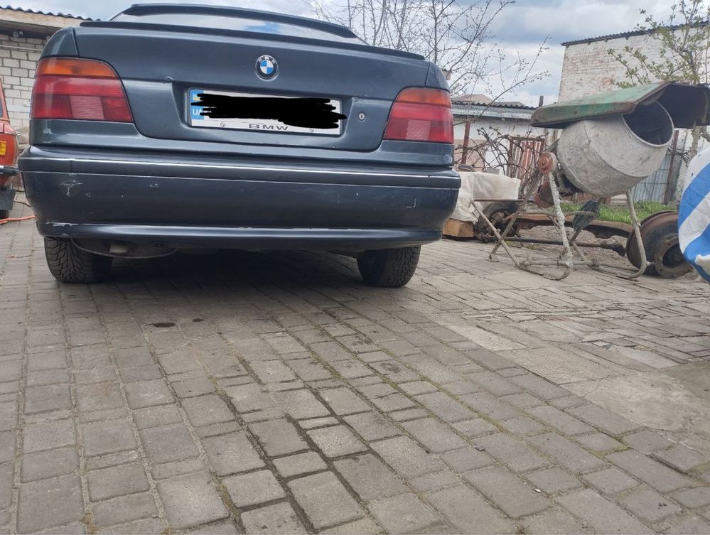 Продам BMW 520 e39