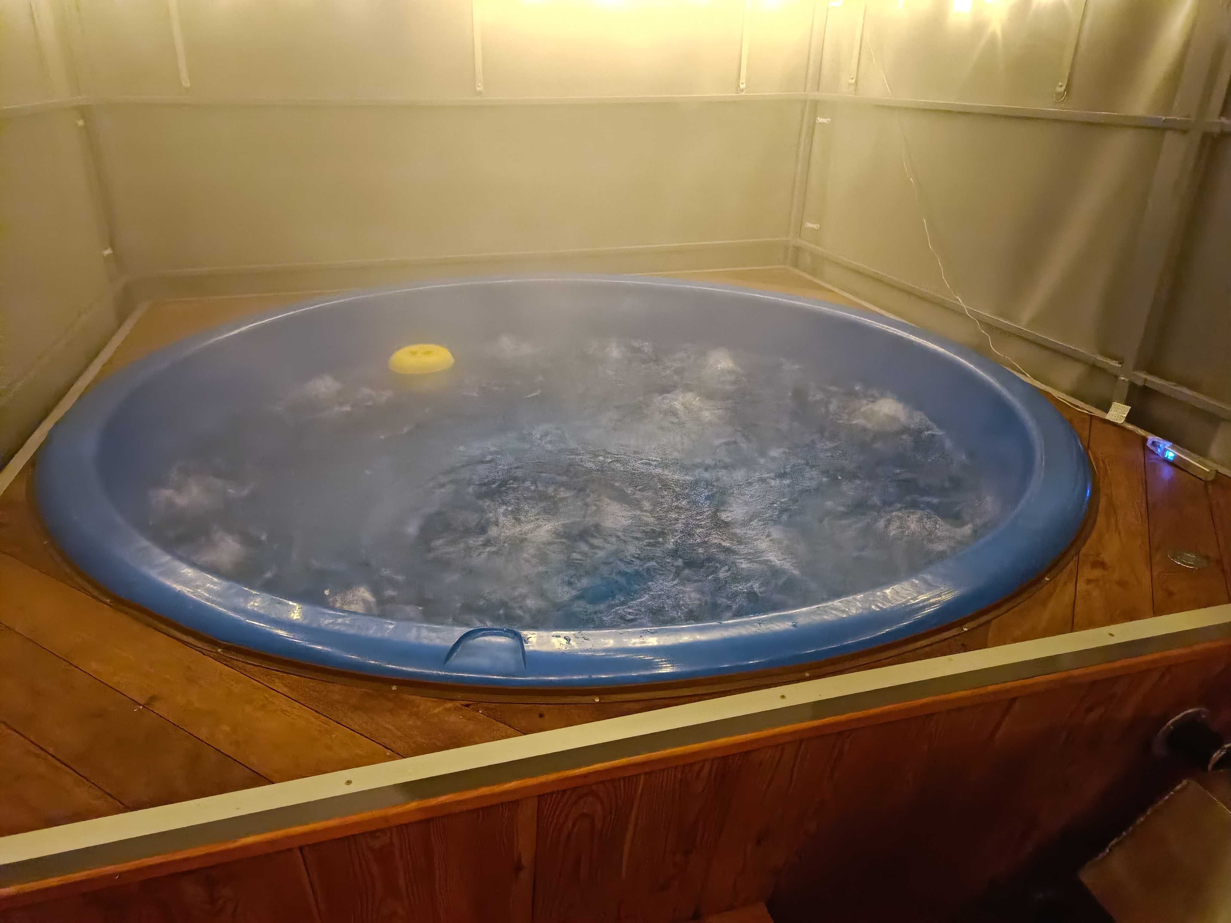 Jacuzzi gorąca balia