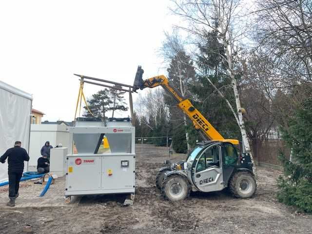 Załadunki i rozładunki ładowarką teleskopową