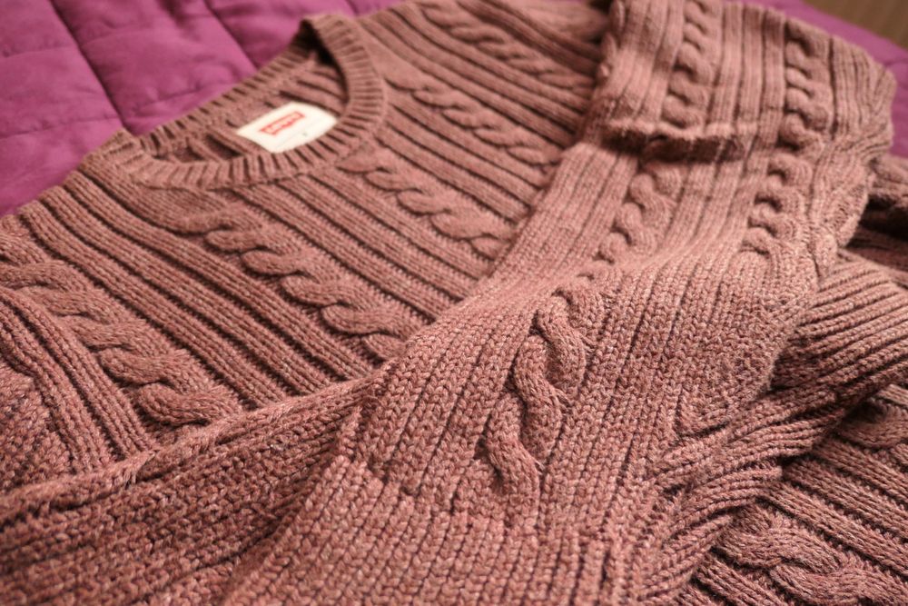 Sweter męski Levi's brązowy gruby splot jesień/zima rozm. M nowy