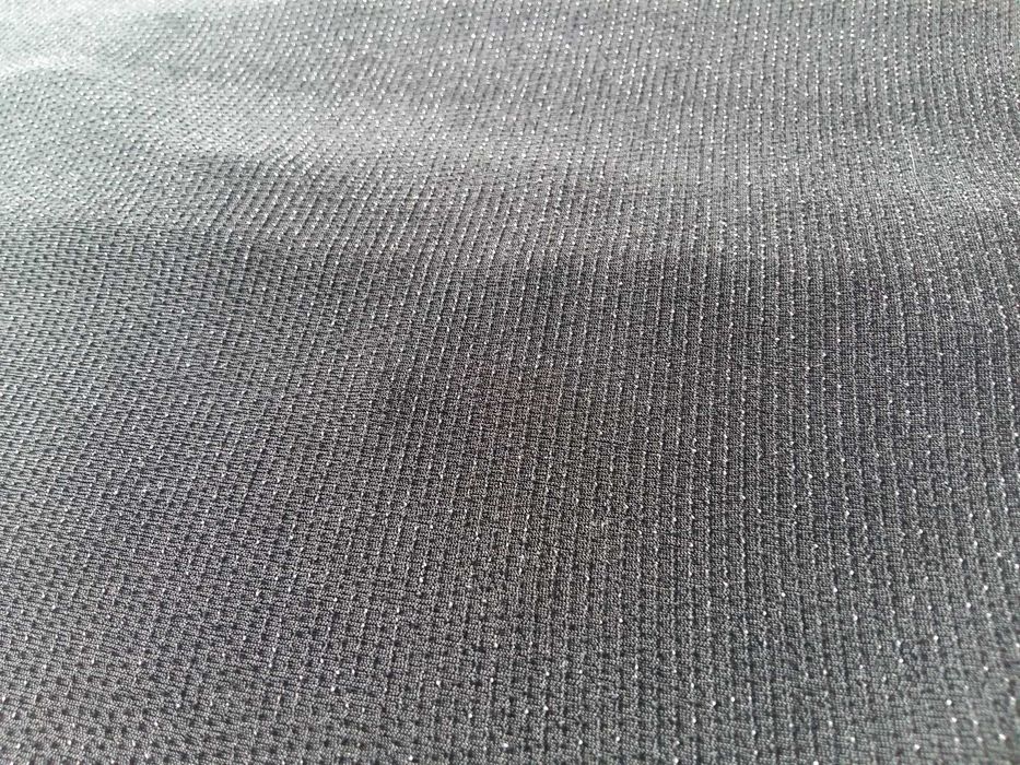 Elegancka czarna bluzka