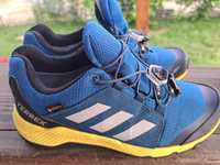 Adidas Terrex 33 buty trekkingowe