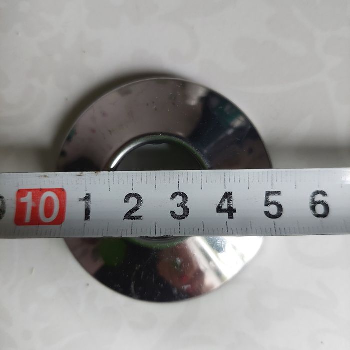 Rozeta - maskownica baterii - niski stożek - CHROM 3 szt

3 szt