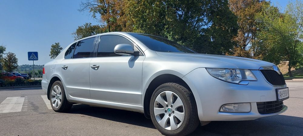 Продам Skoda Superb 2012