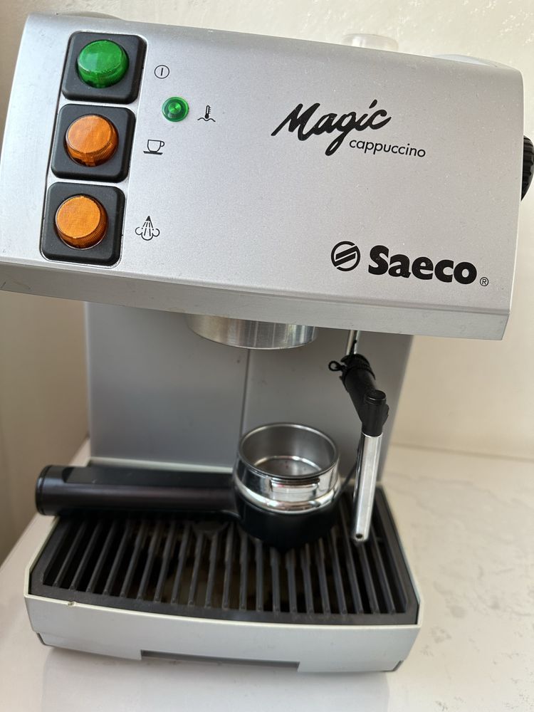 Кофемашина Saeco Magic cappuccino