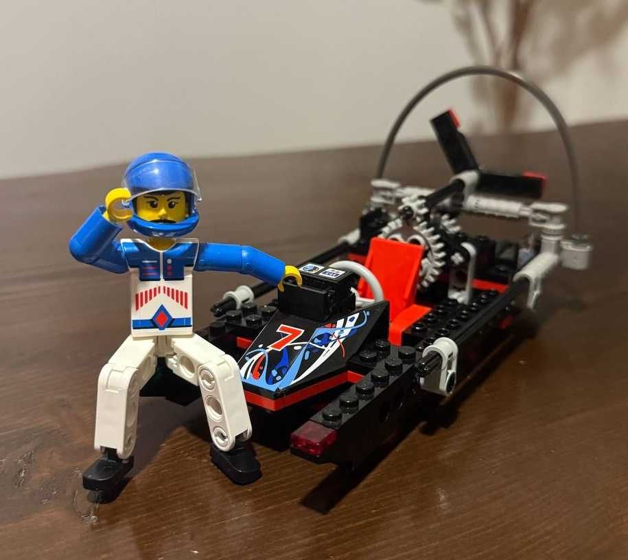 LEGO 8223 Technic Powerboat Columbia Лего Моторная лодка Columbia