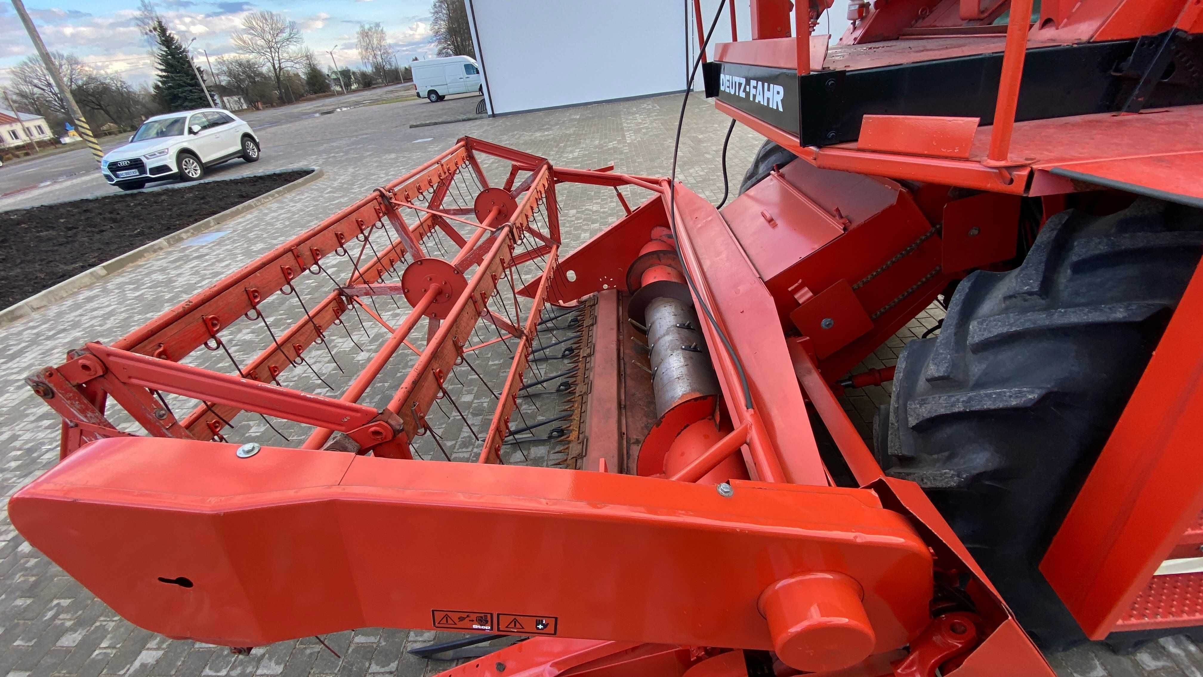 Комбайн Deutz-Fahr M 770 привезений з Європи.
