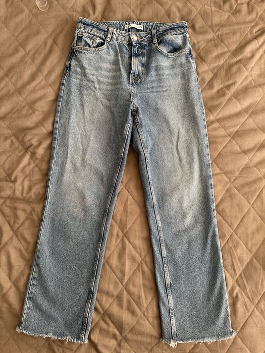 Джинси zara у 38 розмірі (розмір м)