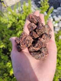 Kamień ogrodowy Granit czerwony dlamteńczyk