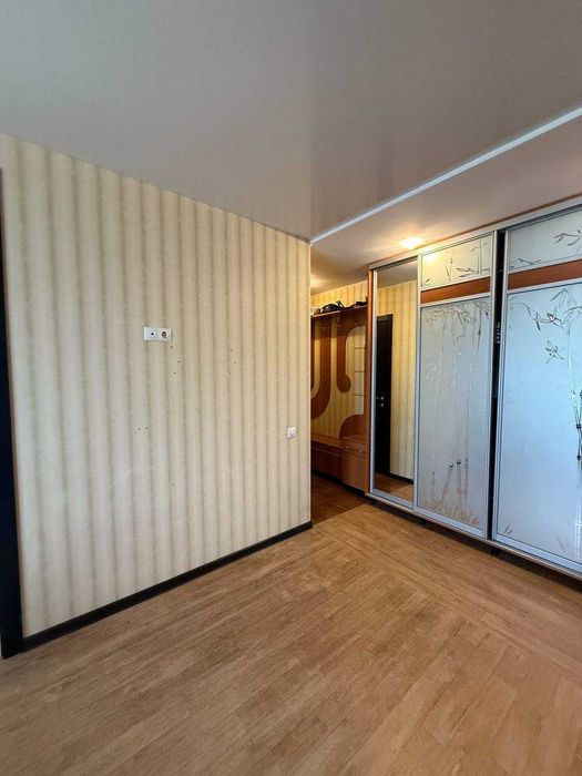 3-кімнатна з євроремонтом, меблями й технікою на Салтівці (404451)