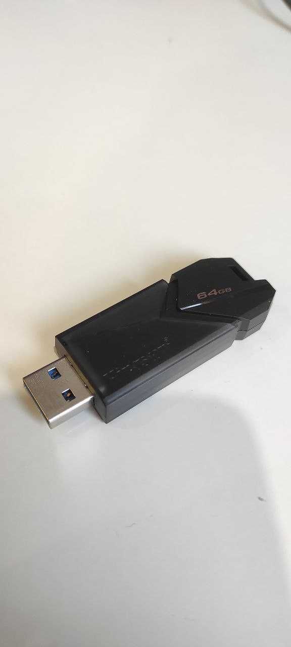 Флешка 64 ГБ Kingston USB 3.2 DTXON ШВИДКА і КОМПАКТНА