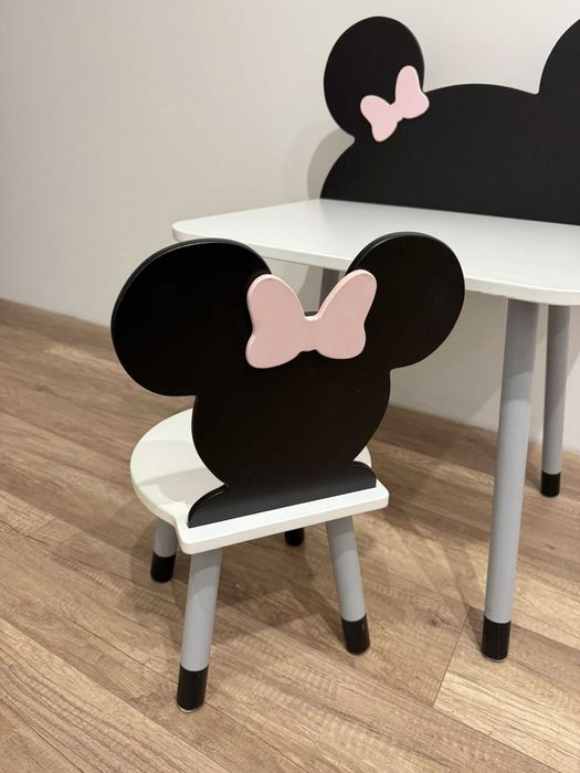 Stolik dziecięcy myszka Minnie + krzesełko polecam
