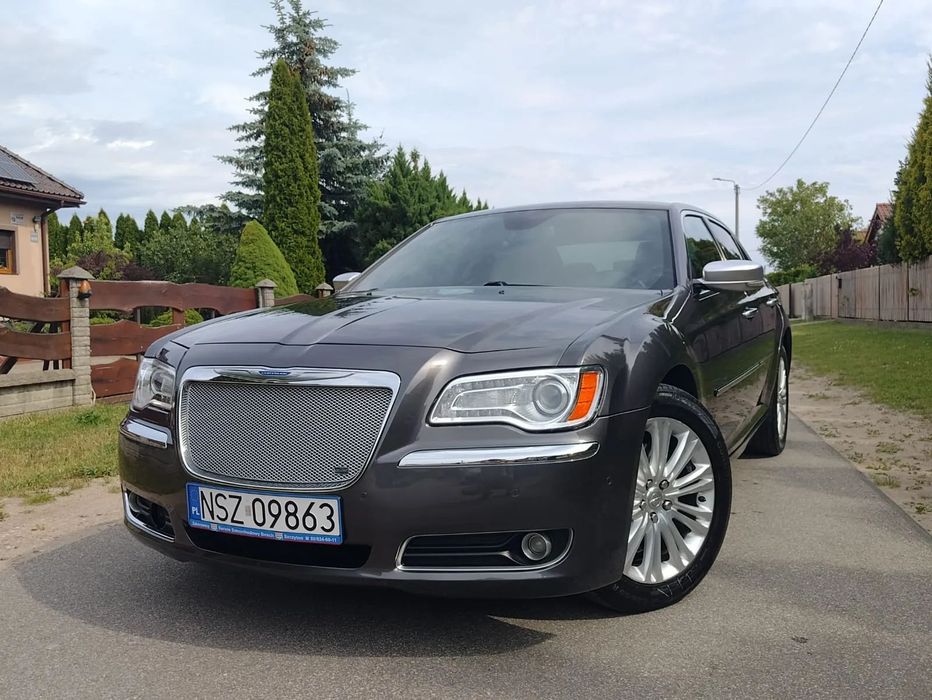 Chrysler 300C Chrysler 300C, John Varvatos Luxury Edition 5.7 HEMI 4X4 AWD 2013