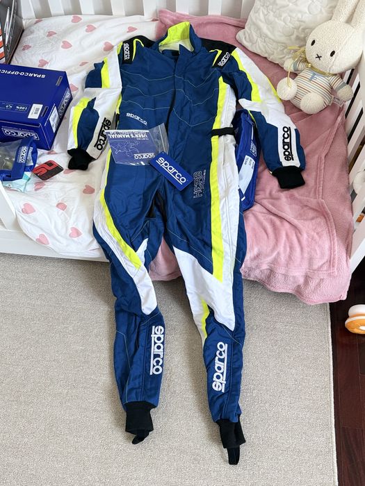 Equipamento sparco NOVO e capacete zamp NOVO