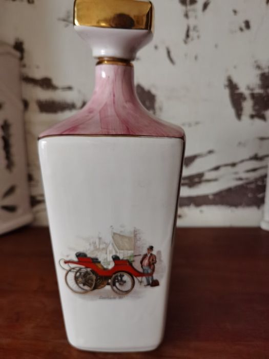 Garrafa Vintage selada e numerada