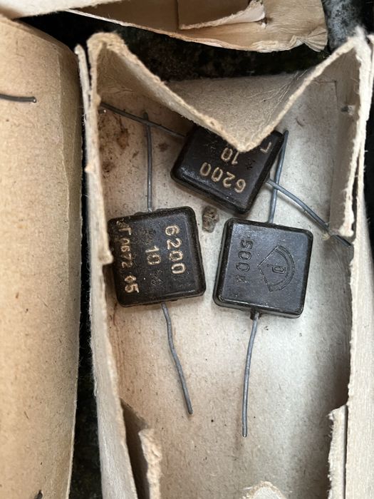 Продам мікросхеми і т.д різноманітного