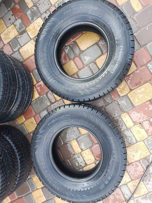 Nokian 235/75 р 15 шини зимові