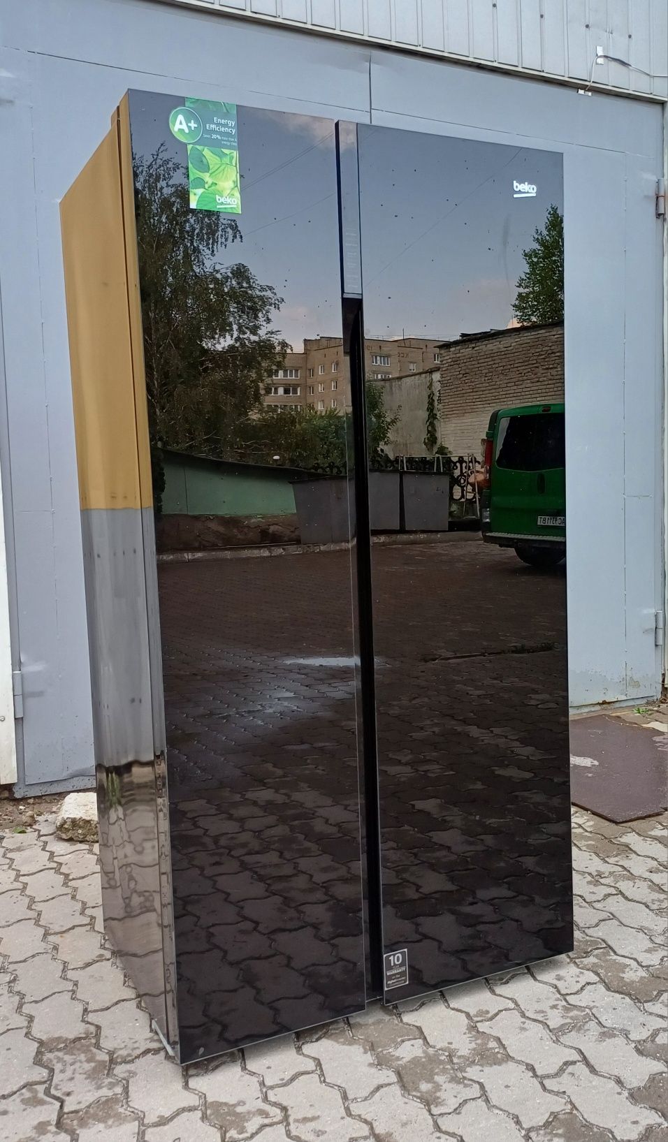 Чорний side by side холодильник Beko з іонізацією б/в